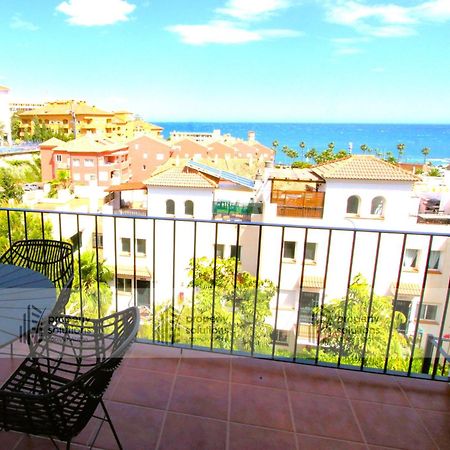 Апартаменты Lomas De Mena, 21 - Atico Con Vistas Al Mar - Piscina Y Barbacoa - Parking Gratis - Excelente Conexion Wifi Бенальмадена Экстерьер фото